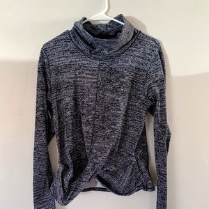 Lululemon Pullover